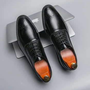 Negocio clásico de los Zapatos de los Hombres de la Moda de Punta del Dedo del pie Encaje de Alta Calidad de la Boda Formal de la Oficina de Zapatos 38-46 Oxford Zapatos de Punta