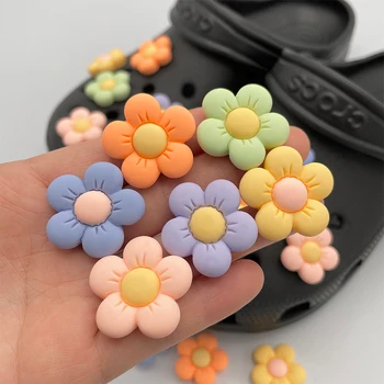 Lindo Colorido de las Flores de Resina de Zapatos Encantos Para Crocs Zuecos de BRICOLAJE Kawaii Zapato Decoraciones Para Mujer Zapatillas Adornos Accesorios