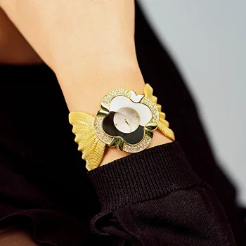 Elegante Mariposa Reloj de Oro, Relojes de Cuarzo Banda de Metal Precioso Reloj de las Mujeres de la Señora del Negocio del Reloj de la Mano de la Decoración de la B99