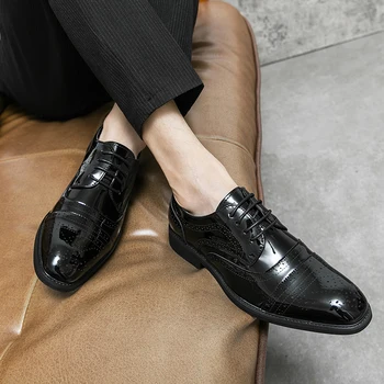 Zapatos de los hombres De 2023 Brock Tallada Zapatos hechos a Mano de la Moda de Negocios Zapatos de Vestir de los Hombres cordones Casual Zapatos de Cuero Retro de Cuero de Patente